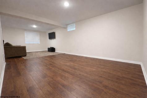 145 Kingston Drive Bridgeport WV 26330