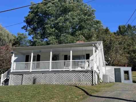 1365 Chestnut Street Idamay WV 26576