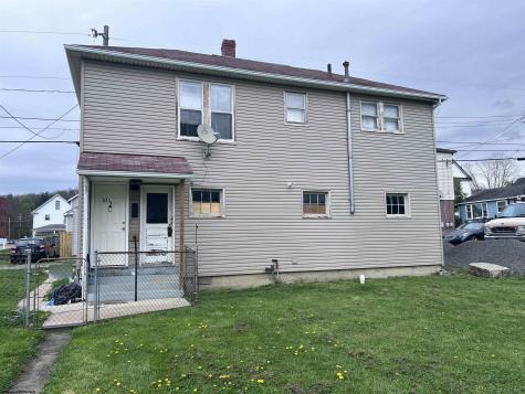 117 Davis Street Elkins WV 26241