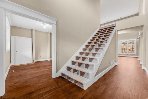 1002 Poplar Drive Grafton WV 26354