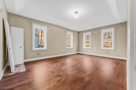 1002 Poplar Drive Grafton WV 26354