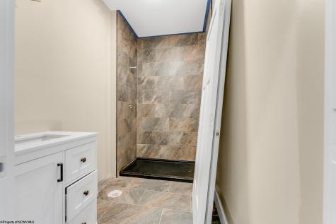 1002 Poplar Drive Grafton WV 26354
