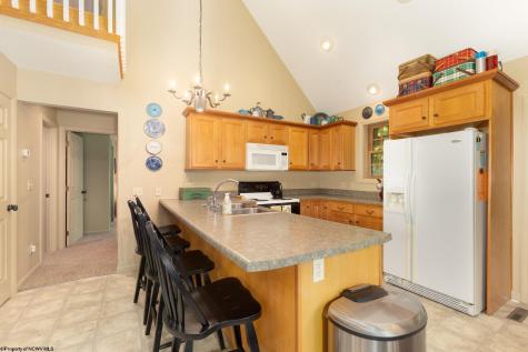 206 Columbine Circle Terra Alta WV 26764
