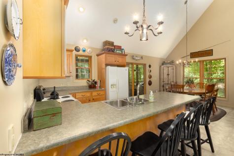 206 Columbine Circle Terra Alta WV 26764