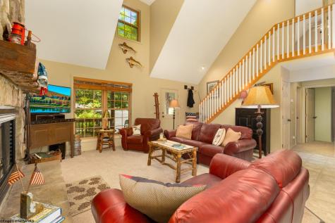 206 Columbine Circle Terra Alta WV 26764