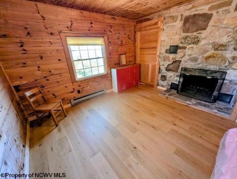 483 High Road Franklin WV 26807