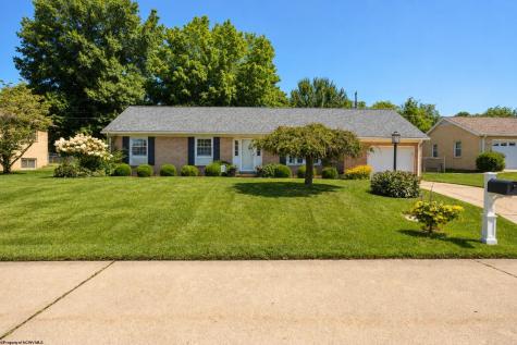 142 Driftwood Road Bridgeport WV 26330