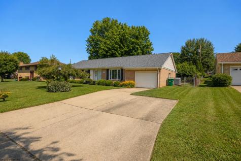 142 Driftwood Road Bridgeport WV 26330