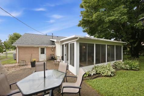 142 Driftwood Road Bridgeport WV 26330