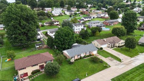 142 Driftwood Road Bridgeport WV 26330