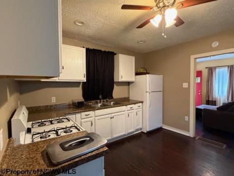 1013 Fay Street Fairmont WV 26554