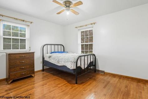 10 Greenwood Drive Fairmont WV 26554