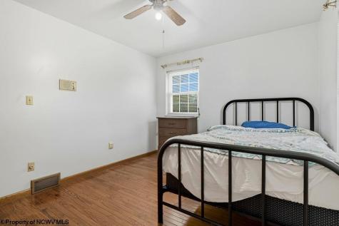 10 Greenwood Drive Fairmont WV 26554
