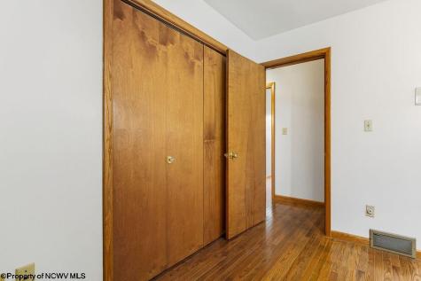 10 Greenwood Drive Fairmont WV 26554