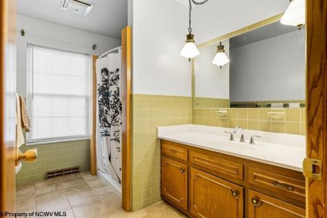 10 Greenwood Drive Fairmont WV 26554