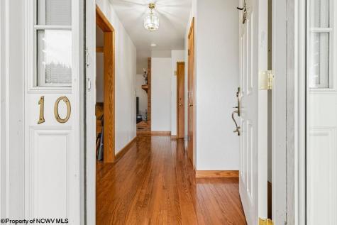 10 Greenwood Drive Fairmont WV 26554