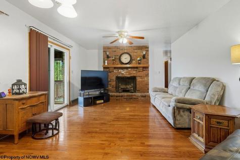 10 Greenwood Drive Fairmont WV 26554