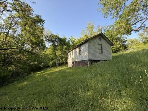 193 Halpine Street Morgantown WV 26505