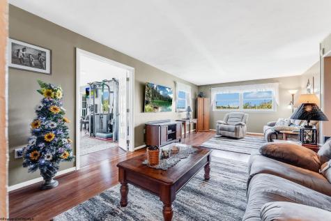 203 Foothills Lane Morgantown WV 26508