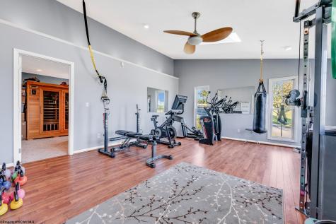 203 Foothills Lane Morgantown WV 26508