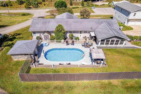 203 Foothills Lane Morgantown WV 26508