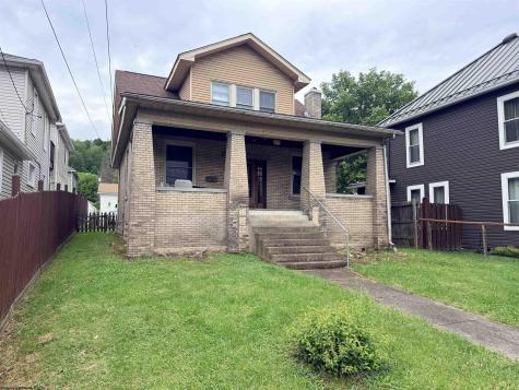 221 Lincoln Street Grafton WV 26354