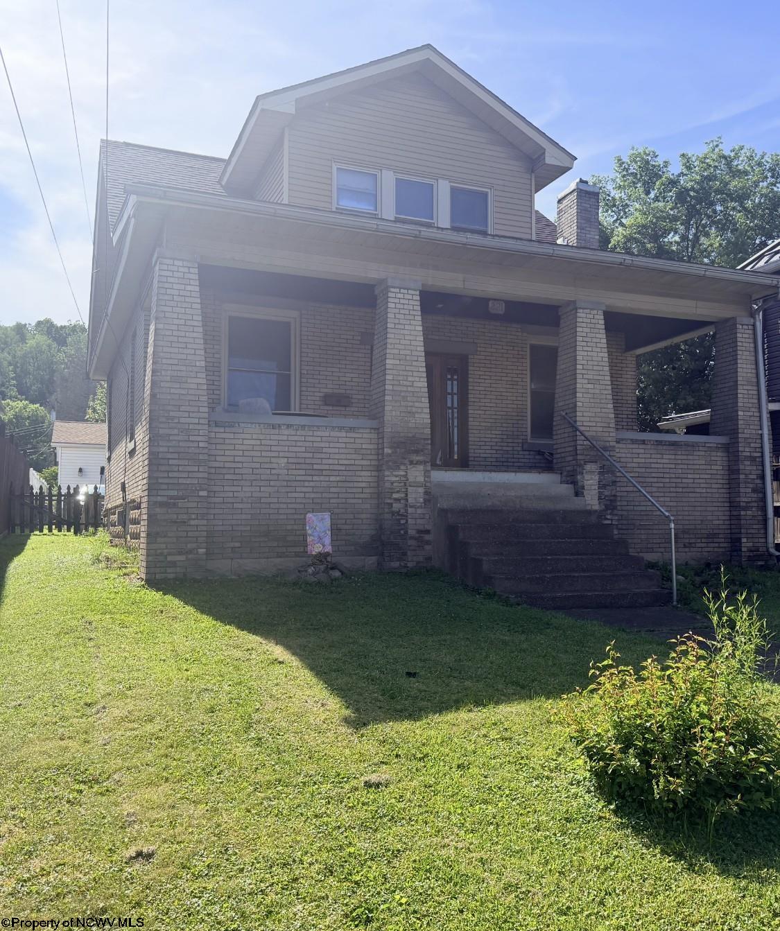 221 Lincoln Street Grafton WV 26354