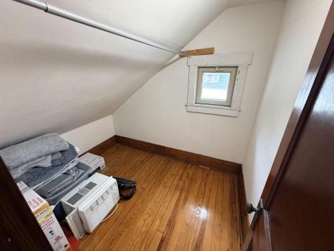 221 Lincoln Street Grafton WV 26354