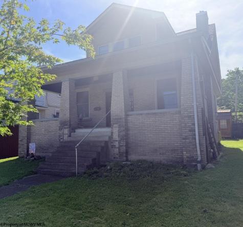 221 Lincoln Street Grafton WV 26354