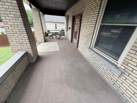 221 Lincoln Street Grafton WV 26354