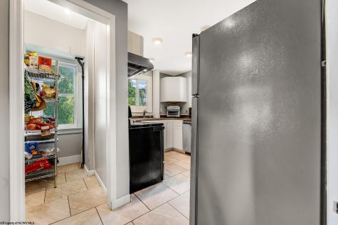 524 Pearl Avenue Morgantown WV 26505