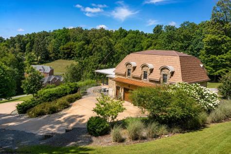 308 Diamond Cove Road Bridgeport WV 26330