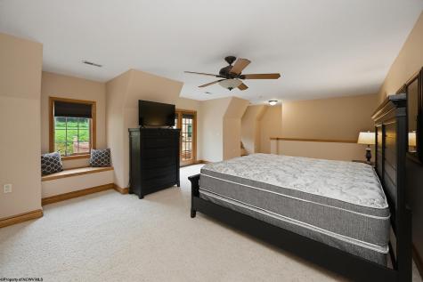 308 Diamond Cove Road Bridgeport WV 26330