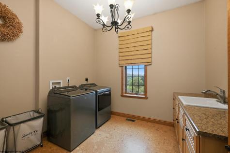 308 Diamond Cove Road Bridgeport WV 26330