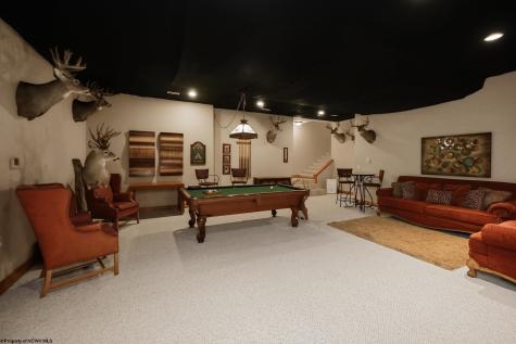 308 Diamond Cove Road Bridgeport WV 26330