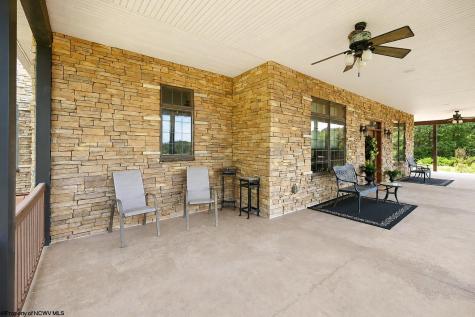 308 Diamond Cove Road Bridgeport WV 26330
