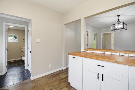 188 Parkway Drive Clarksburg WV 26301