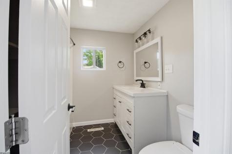 188 Parkway Drive Clarksburg WV 26301