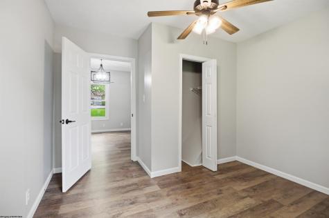 188 Parkway Drive Clarksburg WV 26301