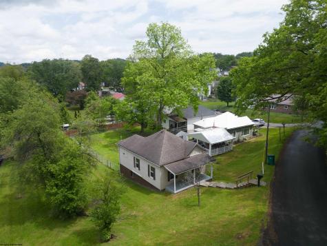 188 Parkway Drive Clarksburg WV 26301