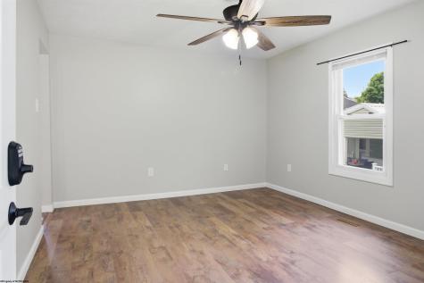 188 Parkway Drive Clarksburg WV 26301