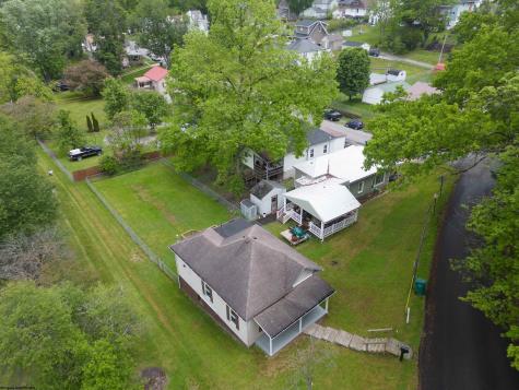 188 Parkway Drive Clarksburg WV 26301