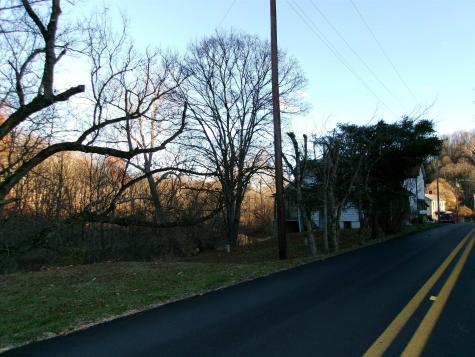 2040 Monumental Road Rivesville WV 26588