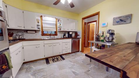 1113 Sunset Drive Fairmont WV 26554