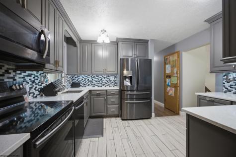 7 Coolview Lane Bridgeport WV 26330