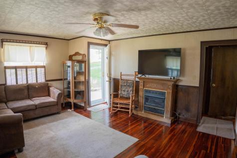 481 Meridan Street Morgantown WV 26505