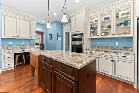 216 Mystic Drive Morgantown WV 26508