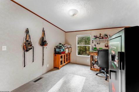 768 Nicholson Loop Road Morgantown WV 26508