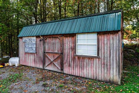 768 Nicholson Loop Road Morgantown WV 26508