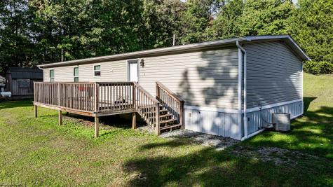 768 Nicholson Loop Road Morgantown WV 26508